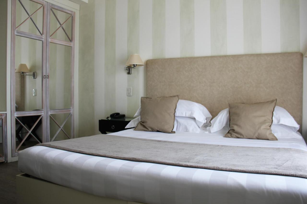 Hotel Bijou ฟอร์เต เดย์ มาร์มี ภายนอก รูปภาพ