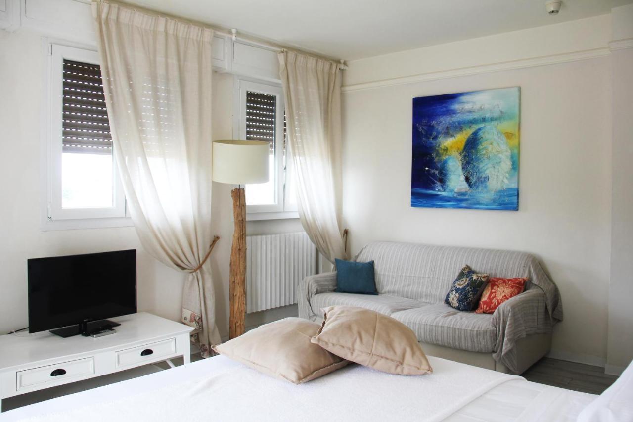 Hotel Bijou ฟอร์เต เดย์ มาร์มี ภายนอก รูปภาพ
